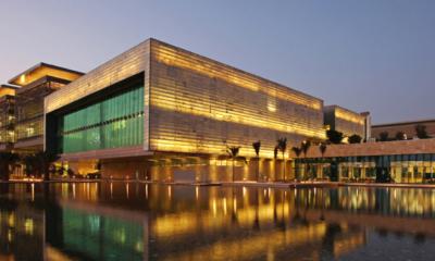 Drones iraníes impactaron en la planta de Ras Tanura y obligaron a su cierre temporal, mientras un barco bomba hundió un petrolero en el golfo de Omán y los precios del crudo se disparan./ Foto: cortesía