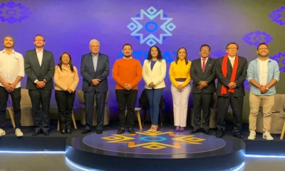 "De forma simultánea e histórica en el Ecuador, los candidatos a las Prefecturas de 17 provincias participan" en el Debate 2023 / Foto: cortesía CNE