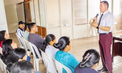 Ayer, los trabajadores recibieron una charla de capacitación / Foto: cortesía MTOP