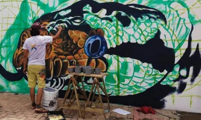 En las obras de Paúl Toledo sobresalen la protección a la naturaleza, la flora y la fauna. También recogen la cultura y las raíces amazónicas. Foto: El Comercio