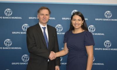Carlos Felipe Jaramillo, vicepresidente del Banco Mundial, se reunió con Sariha Moya, ministra de Economía / Foto: cortesía Carlos Felipe Jaramillo