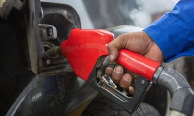 El incremento en las gasolinas de mayor consumo y en el diésel ronda los USD 0,13 por galón / Foto: cortesía Petroecuador
