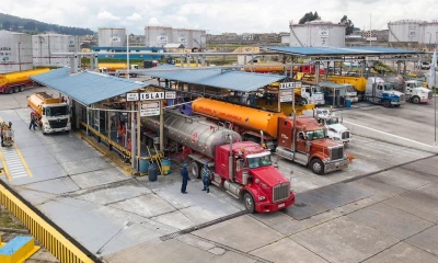 Noboa se comprometió a subir los ingresos petroleros que se pierden por la venta de combustibles a menor precio./ Foto: cortesía Petroecuador