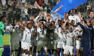 Alexander Domínguez atajó 3 penales en la final de la Copa Sudamericana / Foto: EFE