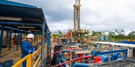 Petroecuador no ha aprovechado la bonanza de los precios del petróleo. Producción sigue cayendo