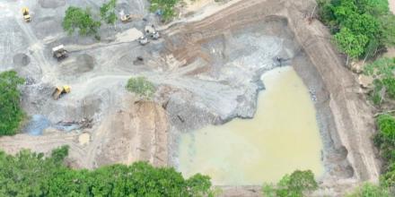 Operativo contra la minería ilegal en Zamora Chinchipe dejó 12 detenidos