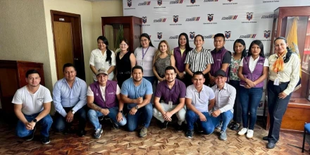Ministerio de Desarrollo capacita a tenientes políticos en Pastaza sobre bonos y programas sociales