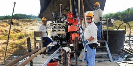 Minera canadiense integra a pequeños productores de oro en Colombia 