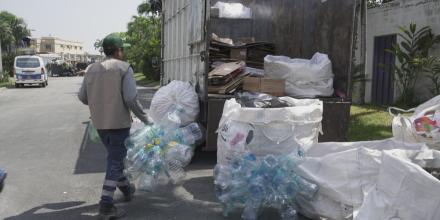 UEES y Recicla LATAM recolectaron 6,3 toneladas