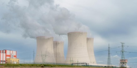 Ecuador y otros países de América Latina evalúan la energía nuclear como opción eléctrica
