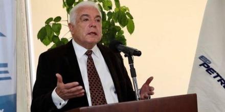 Fernando Santos: “La industria petrolera en Ecuador se debe a la inversión extranjera”