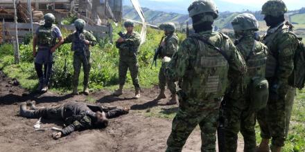 Ejército abate a dos presuntos "guerrilleros" en la Provincia del Carchi