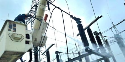 BID aprobó crédito de $ 1.000 millones para mejorar sistema eléctrico en Ecuador