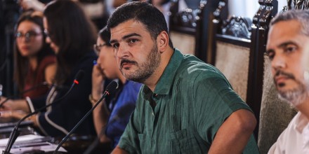 ¿Por qué la distribución de combustibles enfrenta a Noboa con Álvarez?