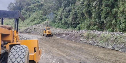 Cierres en la vía E45 por trabajos de mantenimiento en oleoducto en Sucumbíos