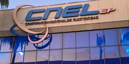 Juan Carlos Blum asume la gerencia de CNEL en medio de crisis por apagones