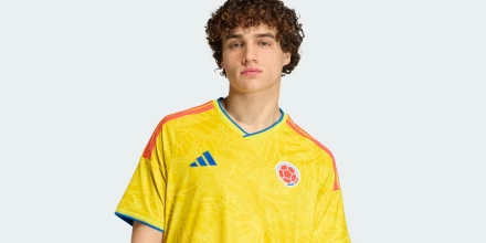 Camiseta de Colombia está entre las mejores de Suramérica para el Mundial 2026, según The Athletic 