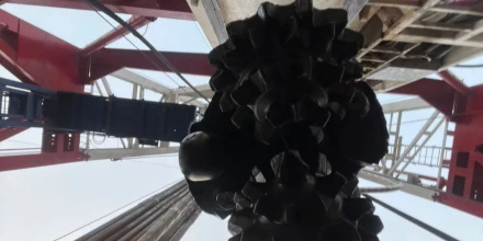 Ecuador sigue vendiendo parte de su crudo con fuertes descuentos