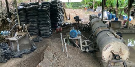 Ecuador y Colombia refuerzan control militar en la frontera