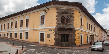 Pico y Placa Quito para este jueves 26 de marzo de 2026: horarios y restricciones