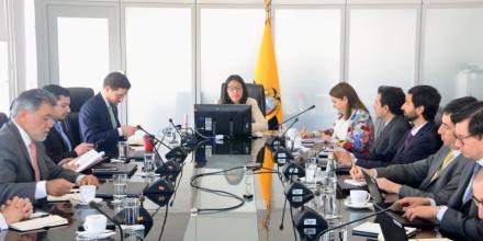 El FMI busca retomar la segunda revisión pendiente con Ecuador 