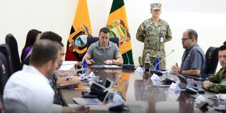 Noboa refuerza la defensa territorial y busca dar previsibilidad a Ecuador