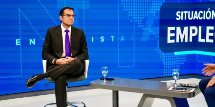 Gobierno plantea reducir a un mes los procesos de visto bueno laboral