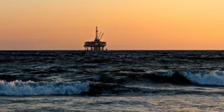 Petrobras y Equinor se llevaron la mayor tajada en subasta petrolera en Brasil