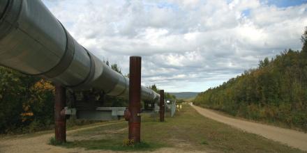 Canadá construirá oleoducto para exportar petróleo a Asia