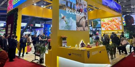 Ecuador impulsa su oferta exportable y turística en China