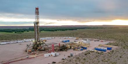 Vaca Muerta impulsa a Argentina a conseguir récord de producción petrolera
