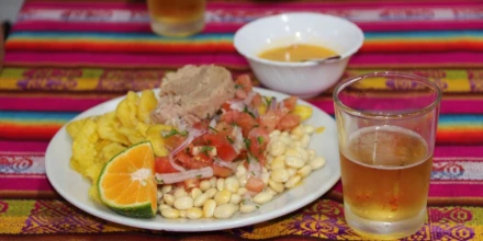 Puyo en un plato: el ceviche volquetero, la mezcla perfecta para este feriado