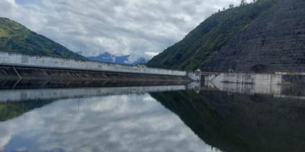 Autoridades aseguran estabilidad eléctrica pese al estiaje 