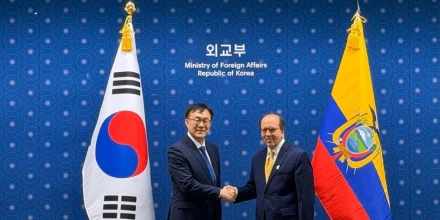 Ecuador y Corea del Sur analizan cooperación en energía y defensa