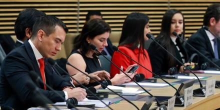 Ecuador presentó en Europa portafolio de inversión en energía, hidrocarburos y minería