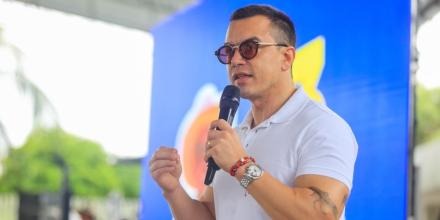 Noboa defiende agenda internacional y confirma asistencia a cumbre con Trump en Miami