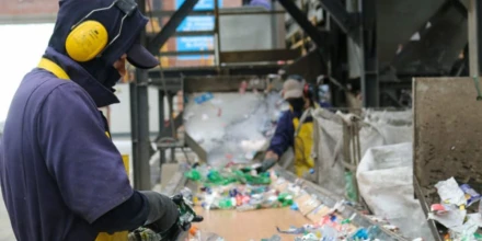 Ecuador aplica nueva jornada laboral flexible de hasta 10 horas diarias