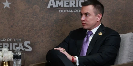 Noboa niega bombardeo en Colombia y acusa a Petro de permitir ingreso de familia de alias “Fito”