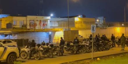 Gobierno confirmó la muerte de 27 presosos en una cárcel de Machala
