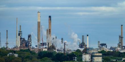 Consumo mundial de crudo tocaría techo en 2028 y descendería gradualmente hasta 2060