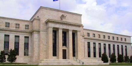 Dólar débil nuevo desafío para Ecuador en 2026