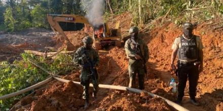 Enfrentamiento entre militares y mineros ilegales deja heridos y fallecidos en Sucumbíos