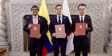 Ecuador y Japón crean comité para impulsar comercio e inversiones