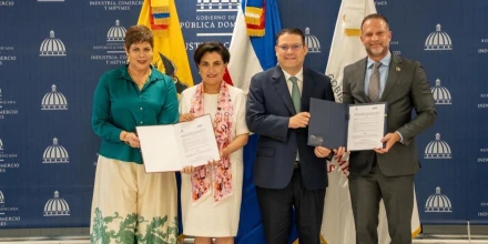 Ecuador y República Dominicana avanzan en negociación de acuerdo comercial