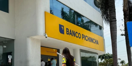 Banco Pichincha apuesta por la especialización y prevé volver a utilidades en 2027