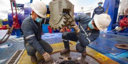 Sector petrolero en Ecuador retrocederá en 2025