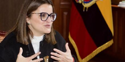 Pinto prevé superar crisis de medicamentos en primer trimestre de 2026