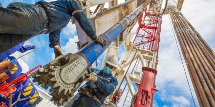 Producción de petróleo en Ecuador cae 1,5 % en 2026 pese a nuevas intervenciones