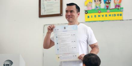 Noboa llega a su segundo año marcado por una primera derrota en las urnas