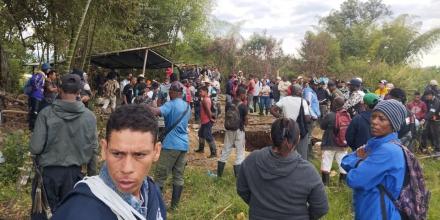 7 mineros están atrapados tras el derrumbe en un socavón en Colombia